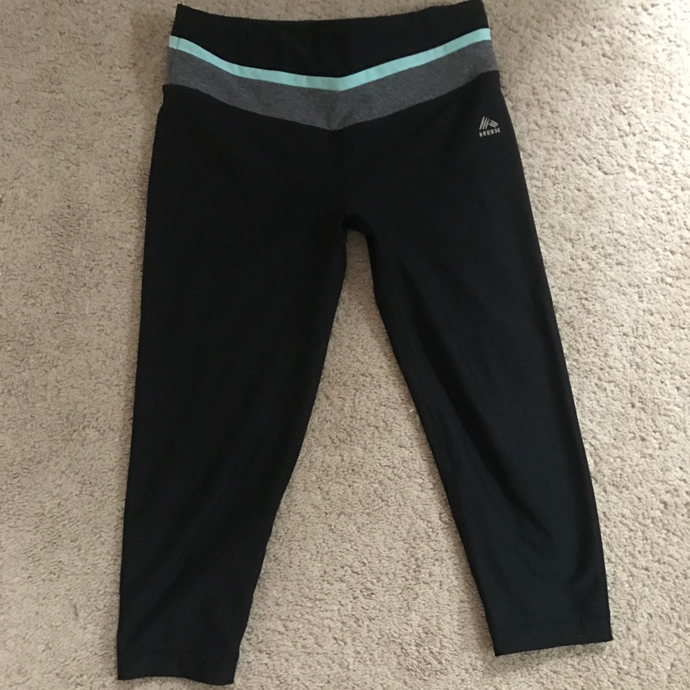 Cropped work out pants